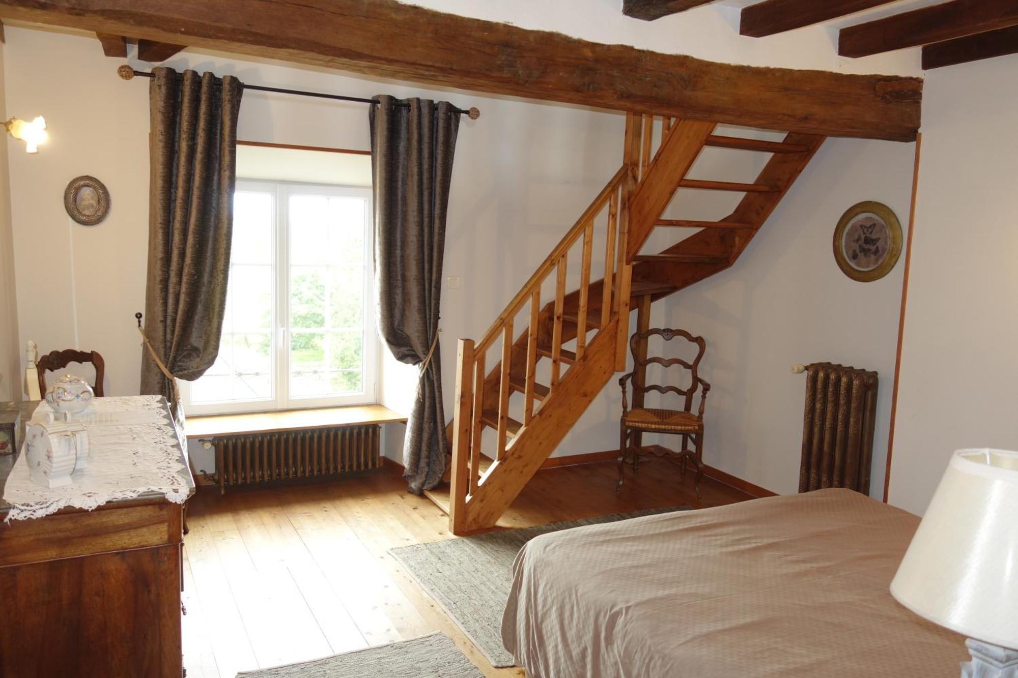 לינה וארוחת בוקר ולונס Manoir De Savigny חדר תמונה