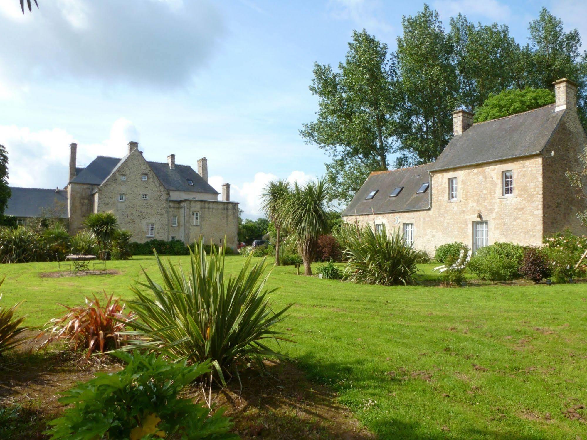 לינה וארוחת בוקר ולונס Manoir De Savigny מראה חיצוני תמונה
